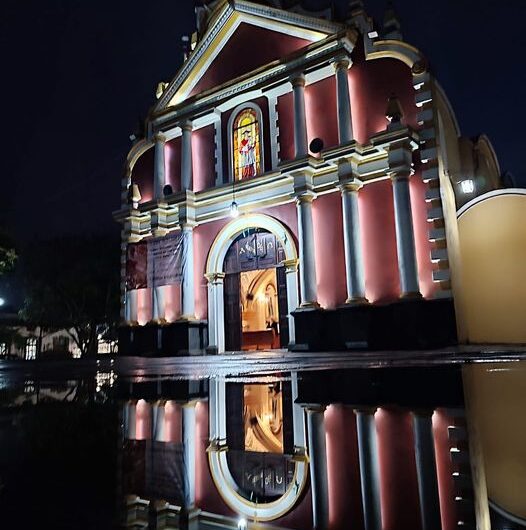 Parroquia de San Jerónimo en Coatepec Veracruz. Fuente LO QUE PASA EN COATEPEC. Foto: Alice Wnnctt